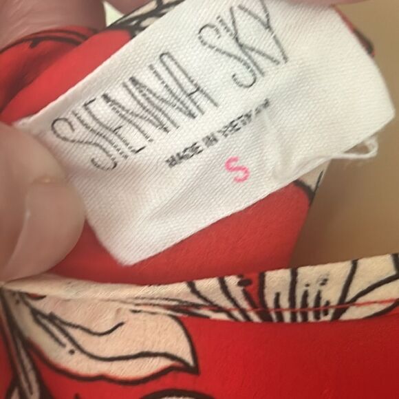 Sienna Sky faux wrap blouse size S preloved EUC ❤️ - Picture 7 of 8